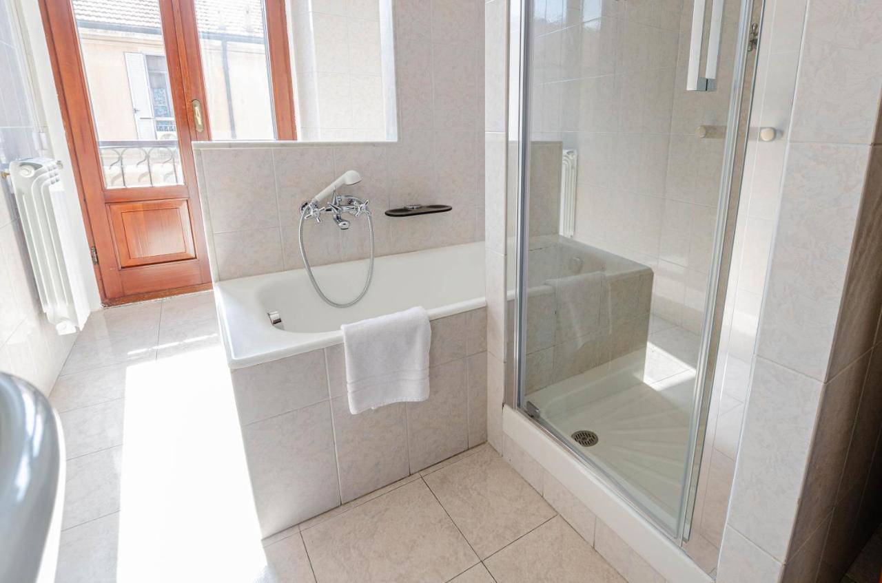 Easy Central Apartment - Milano Porta Romana Buitenkant foto